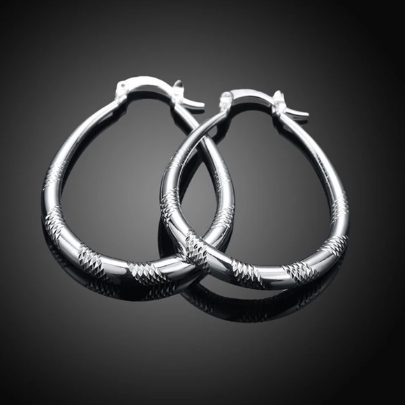 ¥  New 925 Sterling Silver Circle Hoop Earrings - Picture 6 of 7